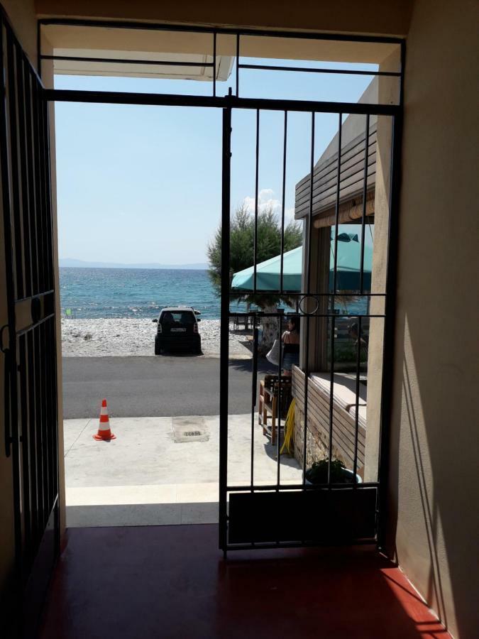 Akrogiali Aggelika'S Home מראה חיצוני תמונה